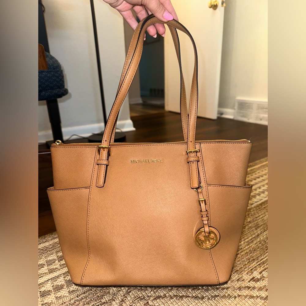 Michael Kors Jet Set Travel Top-Zip Tote  Saffiano Leather Tote - Brown Acorn